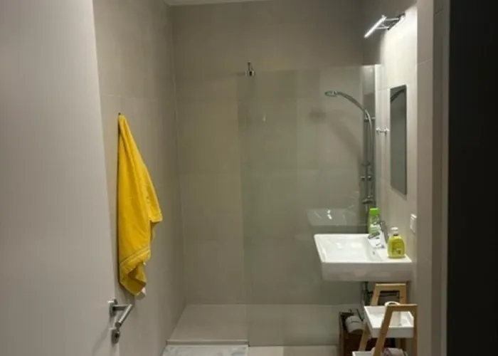 Erdgeschosswohnung Mit Garage Und Innenhof - Westliches Διαμέρισμα Βιέννη